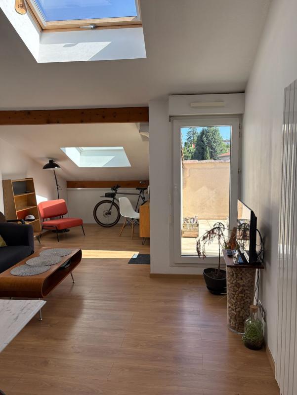 Appartement - 49 m² - 2 pièces