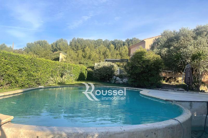 Villa - 174 m² - 6 pièces