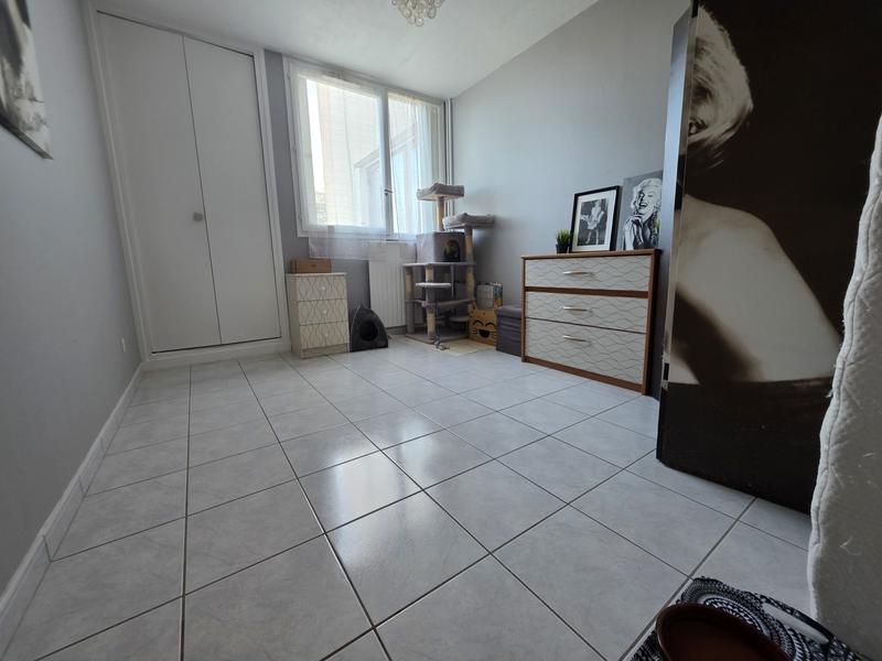 Appartement - 85 m² - 4 pièces