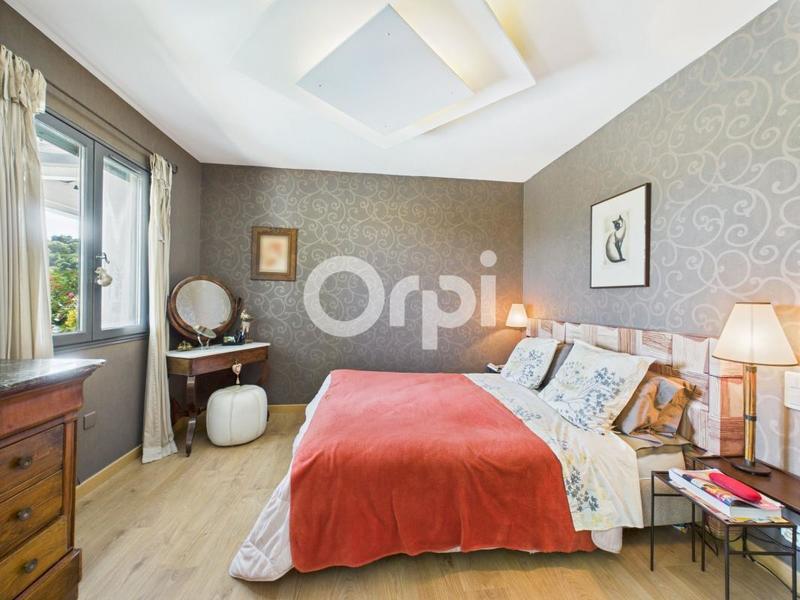 Villa - 178 m² - 6 pièces