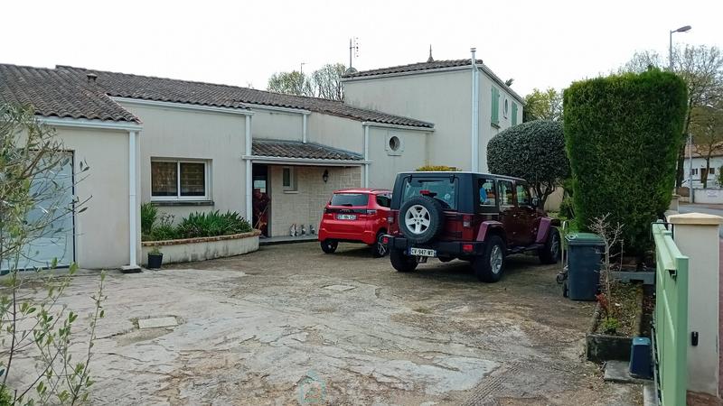 Maison - 142 m² - 6 pièces
