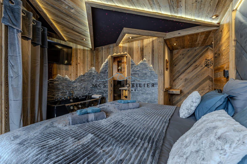 Châlet - 275 m² - 10 pièces