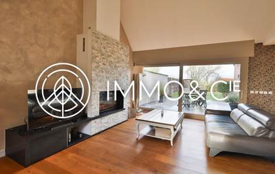 Maison - 187 m² - 6 pièces