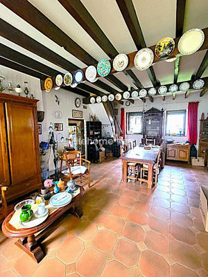 Maison - 176 m² - 8 pièces