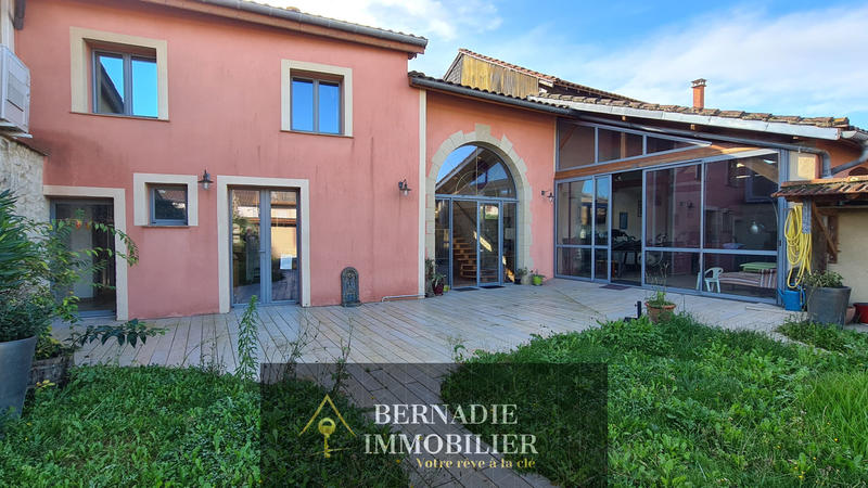 Maison de village - 180 m² - 6 pièces