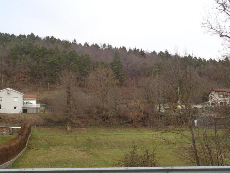 Terrain constructible - 931 m²