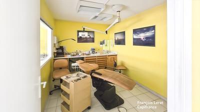 Local d'activité / Entrepôt - 83 m² - 6 pièces