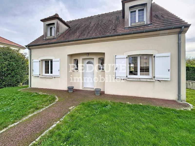 Maison - 106 m² - 6 pièces