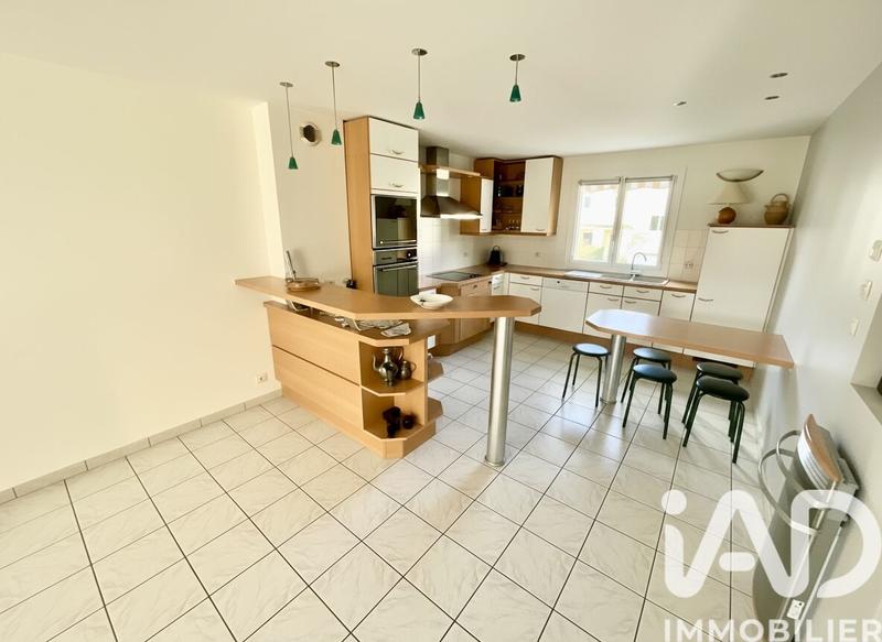 Maison - 114 m² - 7 pièces