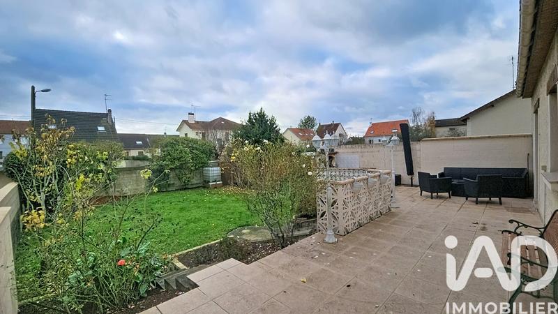 Maison - 135 m² - 6 pièces