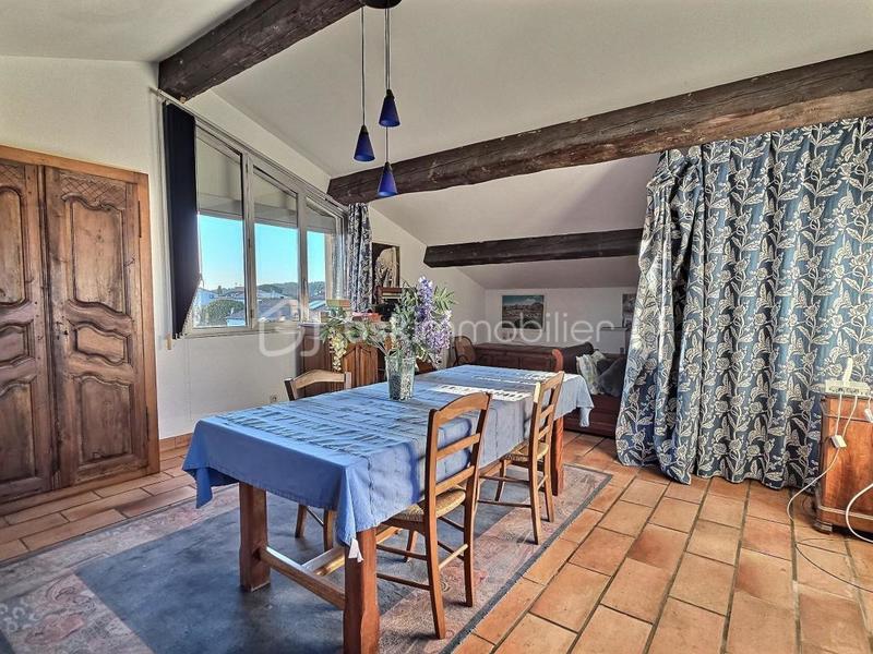 Maison - 136 m² - 5 pièces