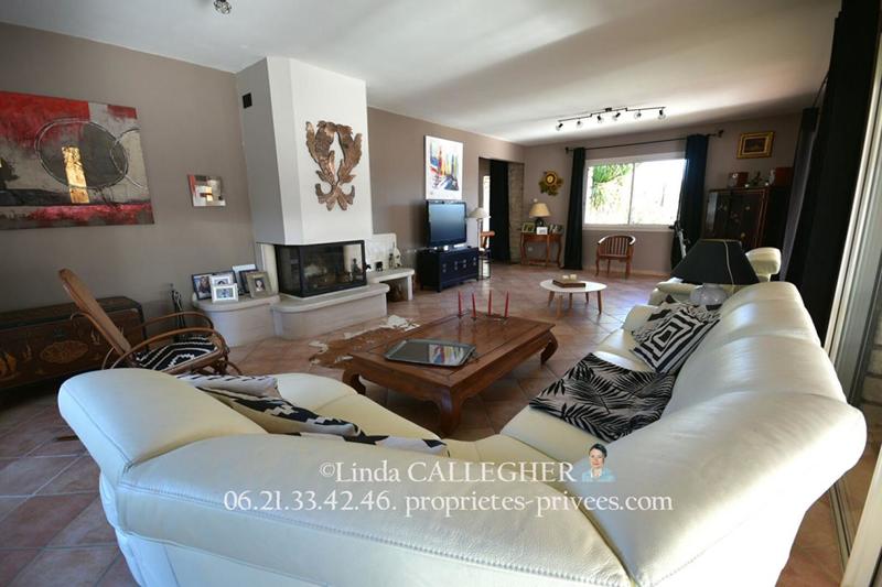 Propriété - 460 m² - 11 pièces