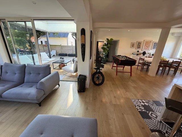 Maison - 127 m² - 5 pièces