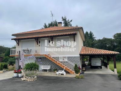 Maison - 120 m² - 5 pièces