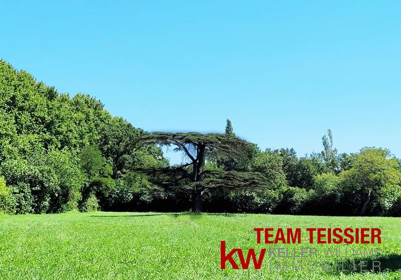 Bastide - 900 m² - 15 pièces