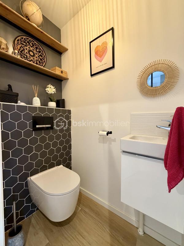 Maison - 103 m² - 5 pièces