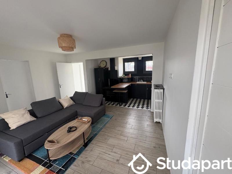 Chambre - 14 m² - 1 pièce