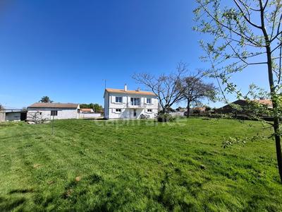 Maison - 128 m² - 6 pièces