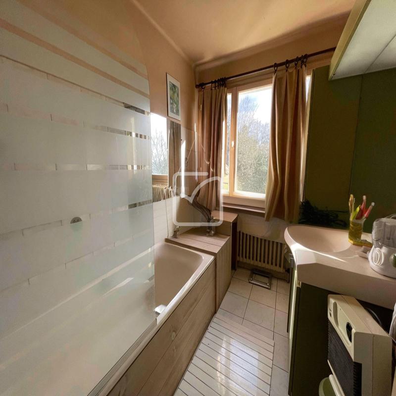 Maison - 170 m² - 7 pièces