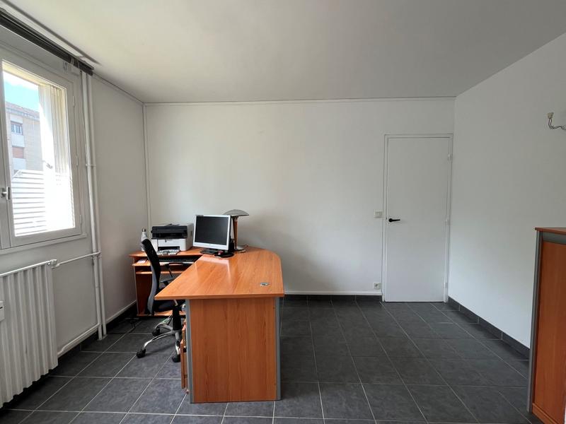 Appartement - 85 m² - 4 pièces