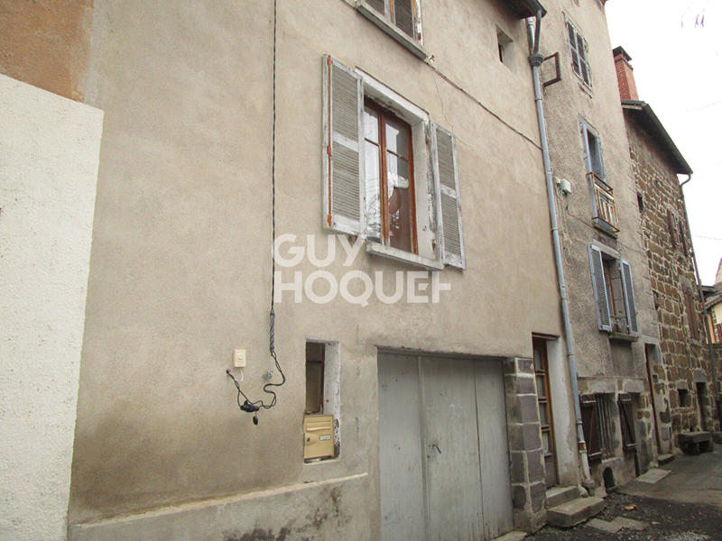 Maison - 90 m² - 6 pièces