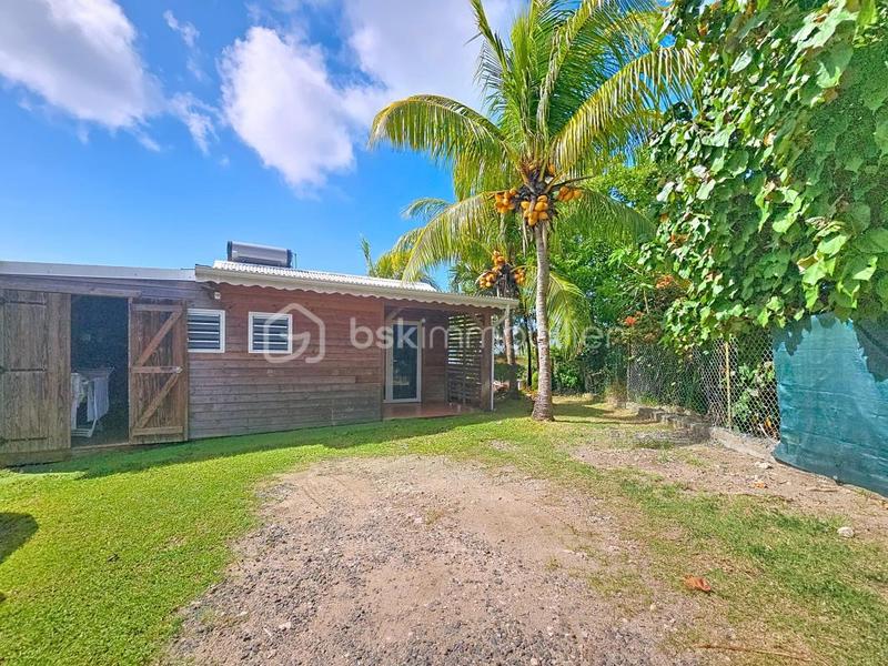 Propriété - 211 m² - 9 pièces