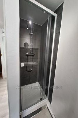 Studio - 14 m² - 1 pièce