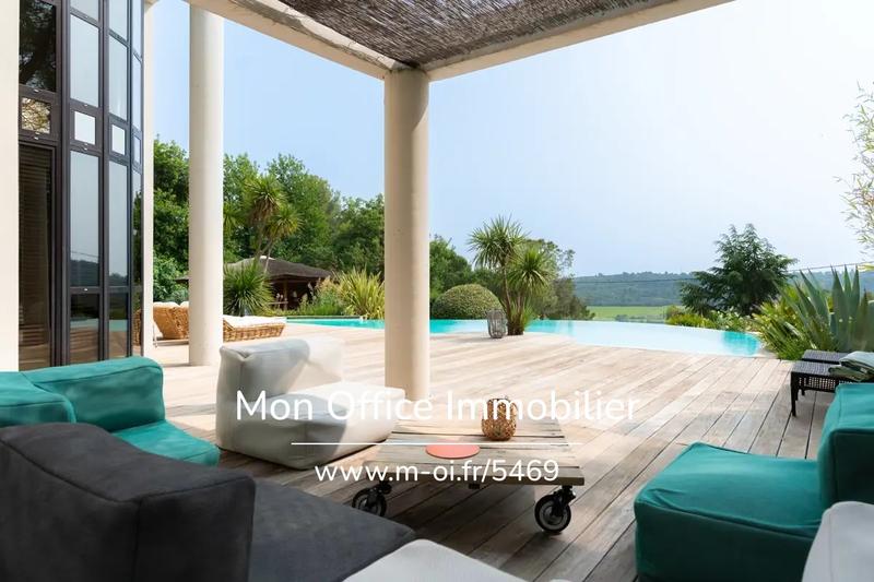 Maison d'architecte - 300 m² - 5 pièces