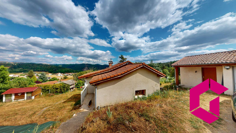 Maison - 99 m² - 4 pièces