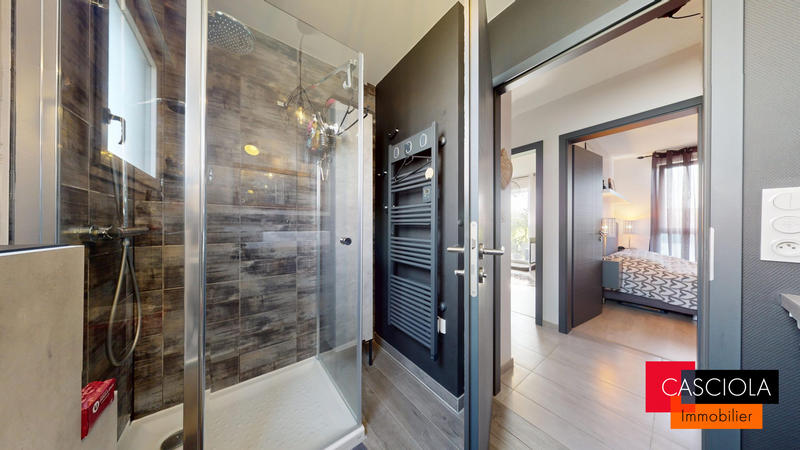 Appartement - 64 m² - 3 pièces