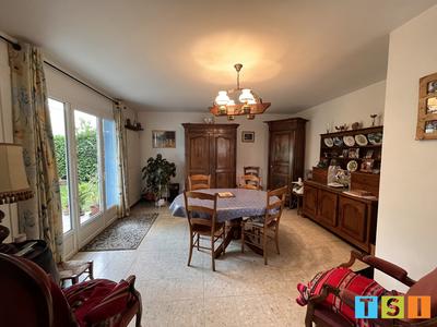 Maison - 116 m² - 6 pièces