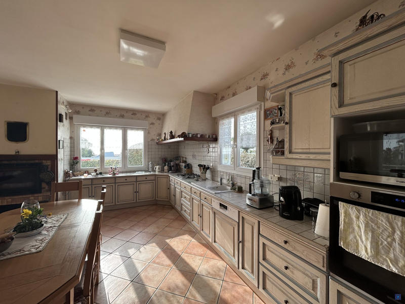 Maison - 187 m² - 6 pièces