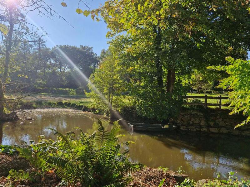 Maison - 422 m² - 15 pièces