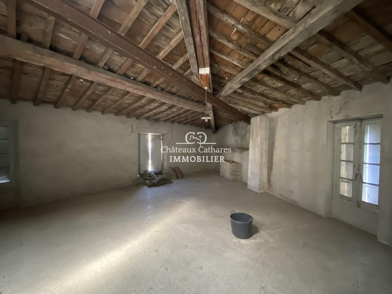 Maison - 235 m² - 9 pièces