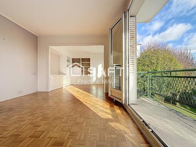 Appartement - 85 m² - 4 pièces