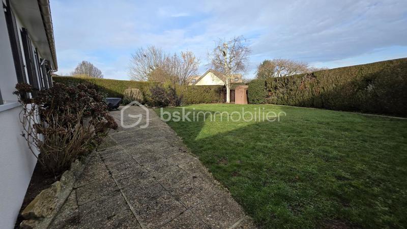 Maison - 97 m² - 5 pièces