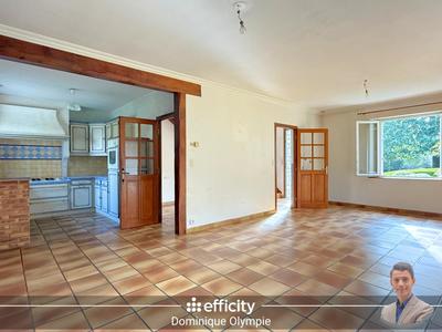 Maison - 111 m² - 5 pièces