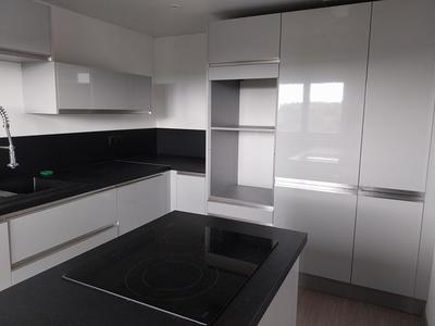 Maison de ville - 160 m² - 9 pièces