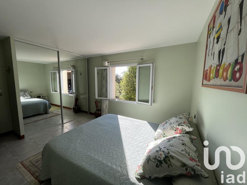 Maison - 227 m² - 9 pièces