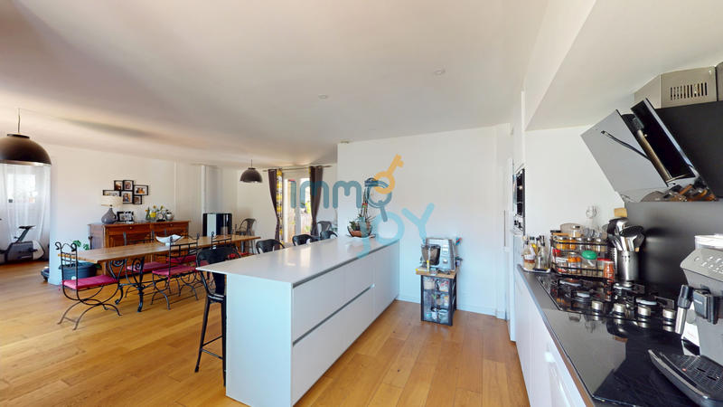 Maison - 130 m² - 5 pièces