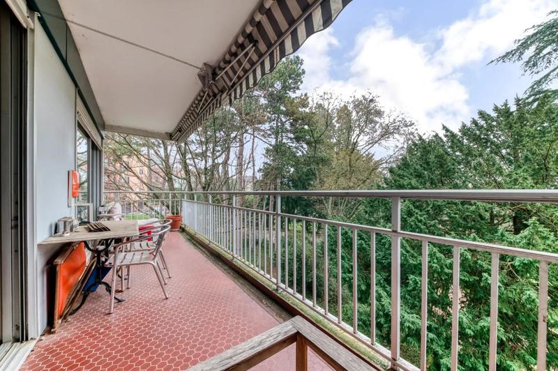 Appartement - 155 m² - 8 pièces