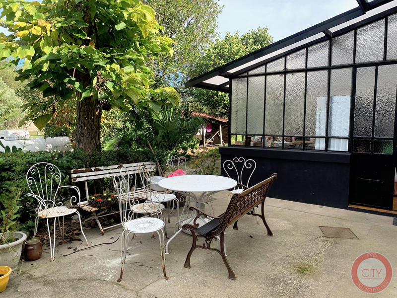 Maison ancienne - 233 m² - 8 pièces