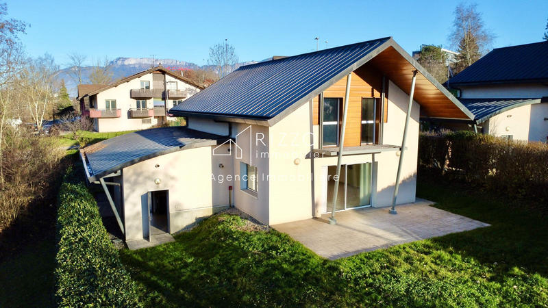 Maison - 144 m² - 5 pièces