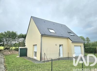 Maison - 104 m² - 4 pièces