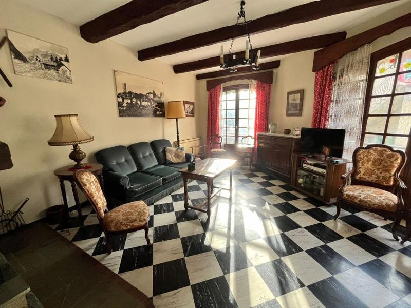 Maison ancienne - 100 m² - 5 pièces