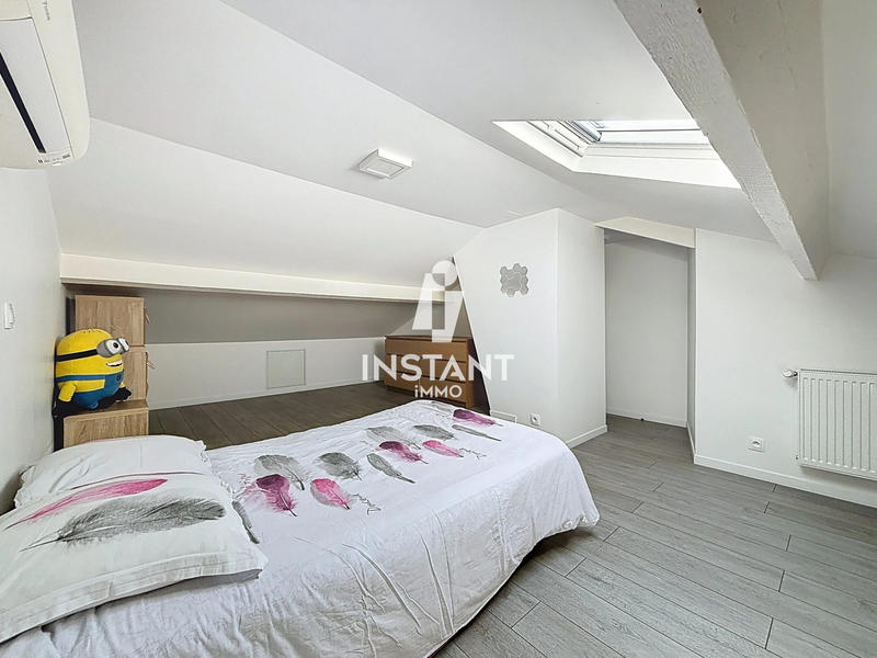 Maison traditionnelle - 144 m² - 6 pièces