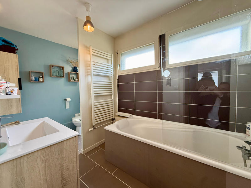 Maison - 92 m² - 4 pièces