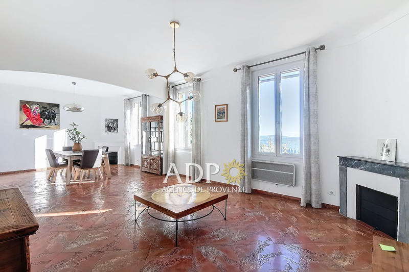 Appartement - 106 m² - 4 pièces