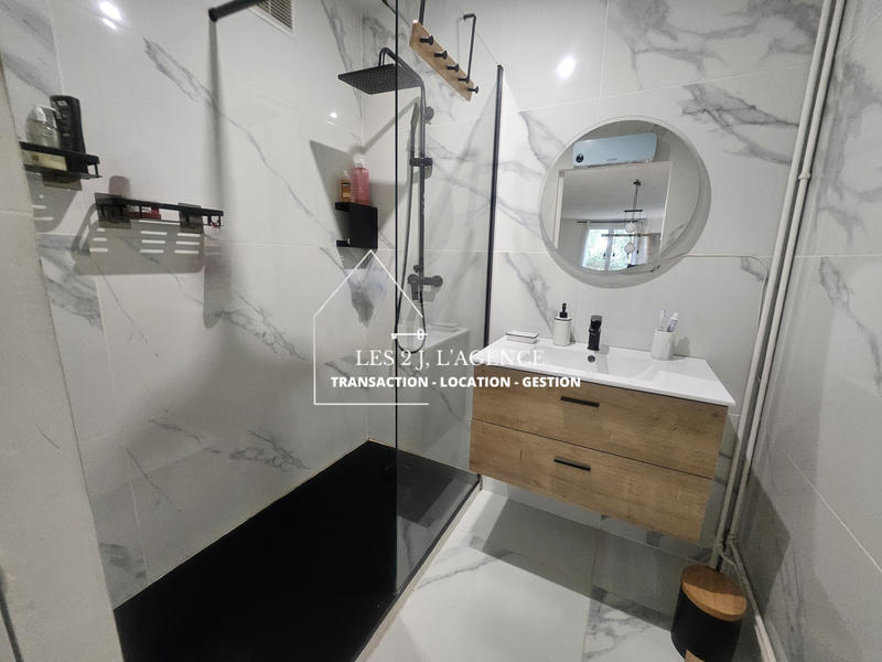 Appartement - 75 m² - 4 pièces