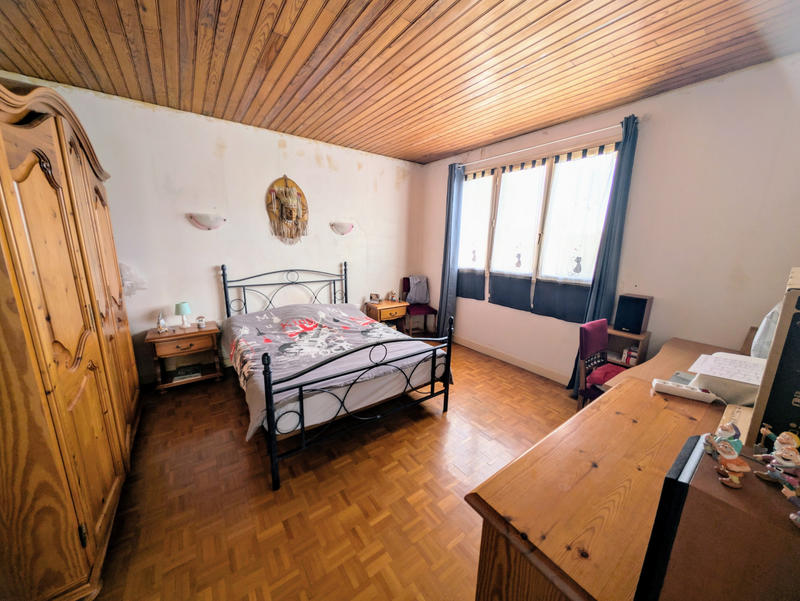 Maison - 106 m² - 5 pièces